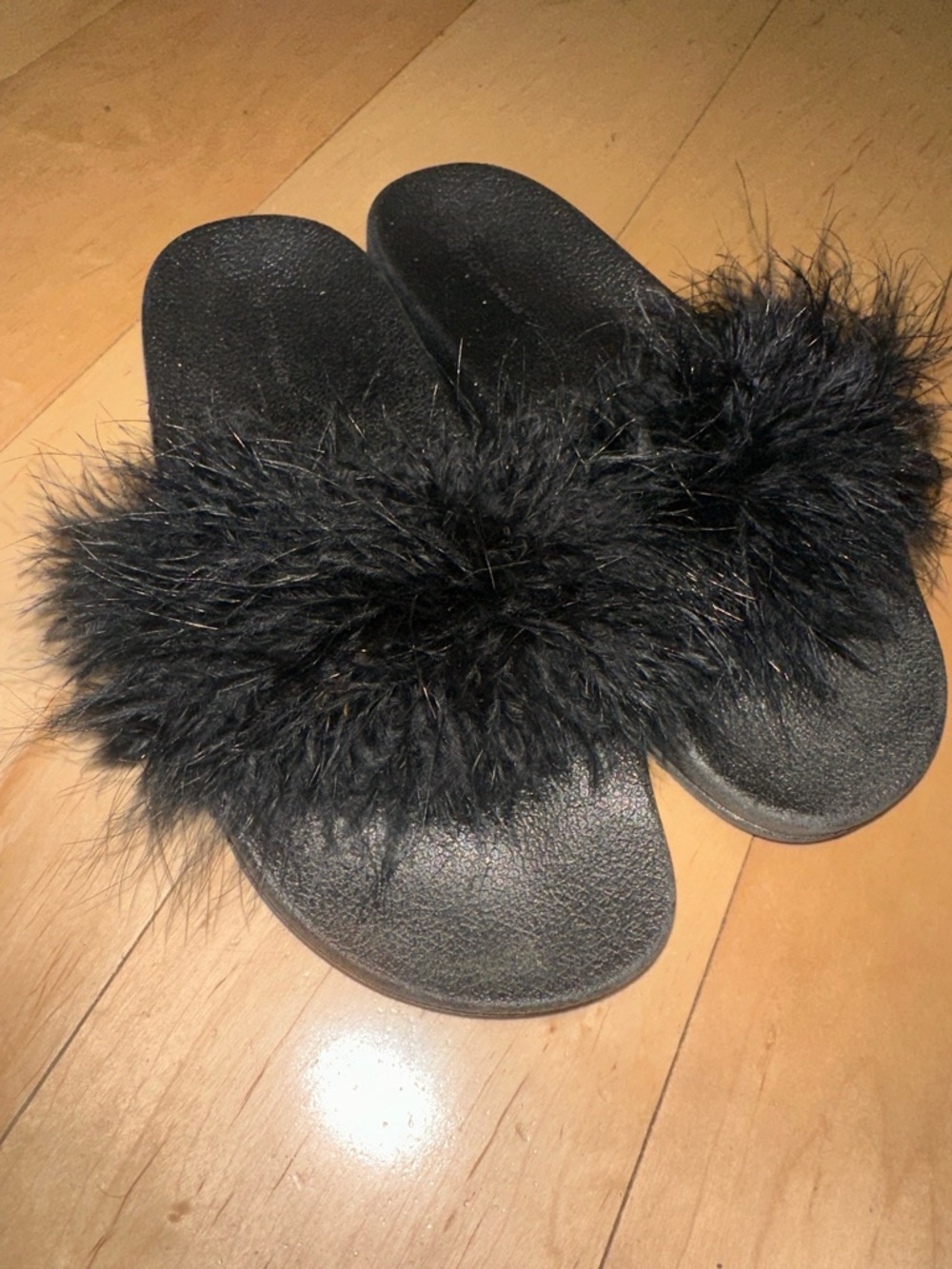 Women's Black Faux Fur Slide Slippers - Luxe Slip-On Comfort